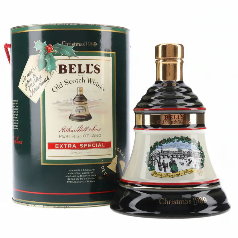 Bell's Blended Scotch Whisky Christmas Decanter 1989 75cl