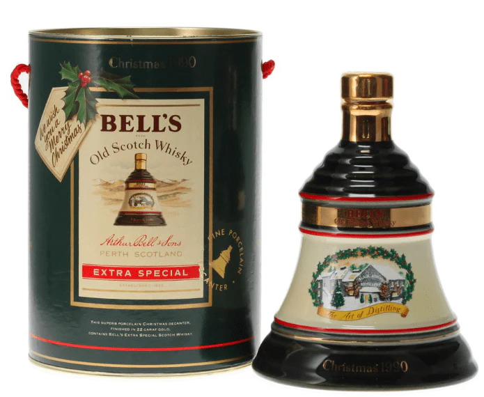Bell's Blended Scotch Whisky Christmas Decanter 1990 75cl