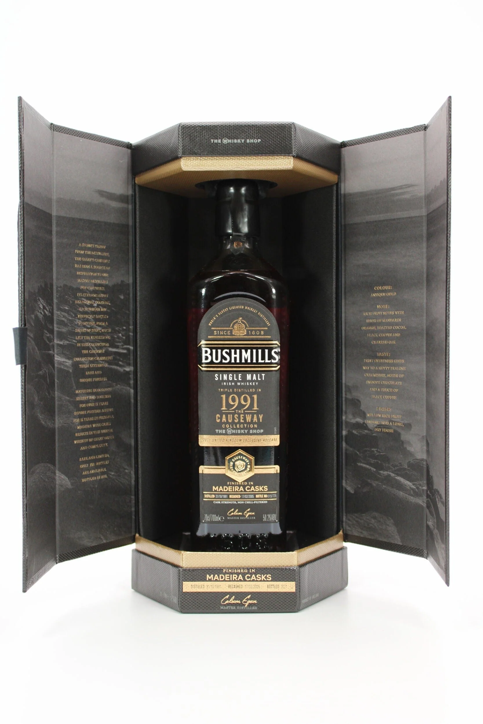 Bushmills 30 Year Old The Causeway Collection 1991 Madeira Cask Finish 70cl - Image 2