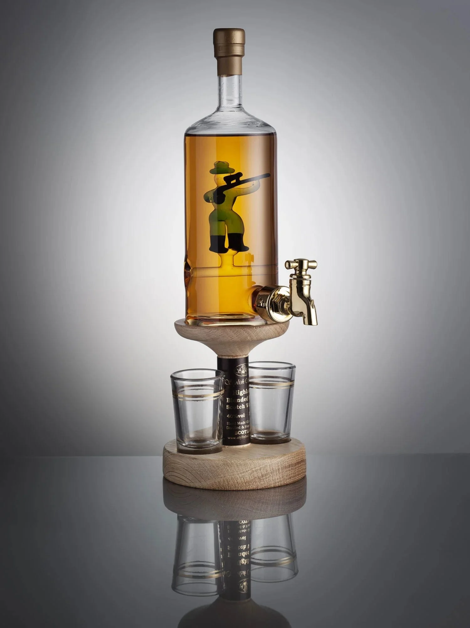 Hunter Refillable Whisky Decanter With Tap & 2 Glasses 35cl