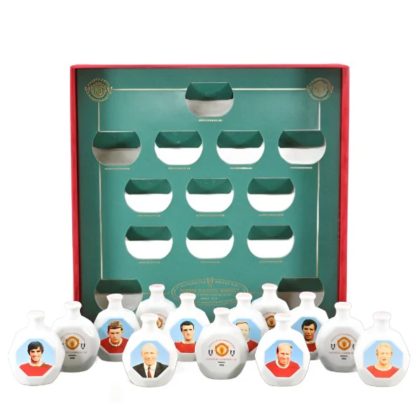 Manchester United 1968 European Championship 25th Anniversary Ceramic Miniature Whisky Collection - Image 2