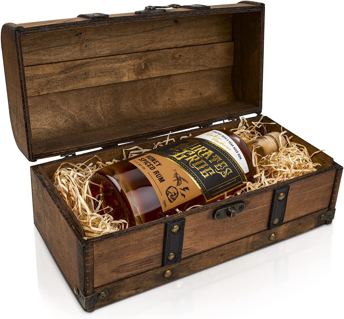 Pirate's Grog Honey Spiced Rum Gift Chest 70cl