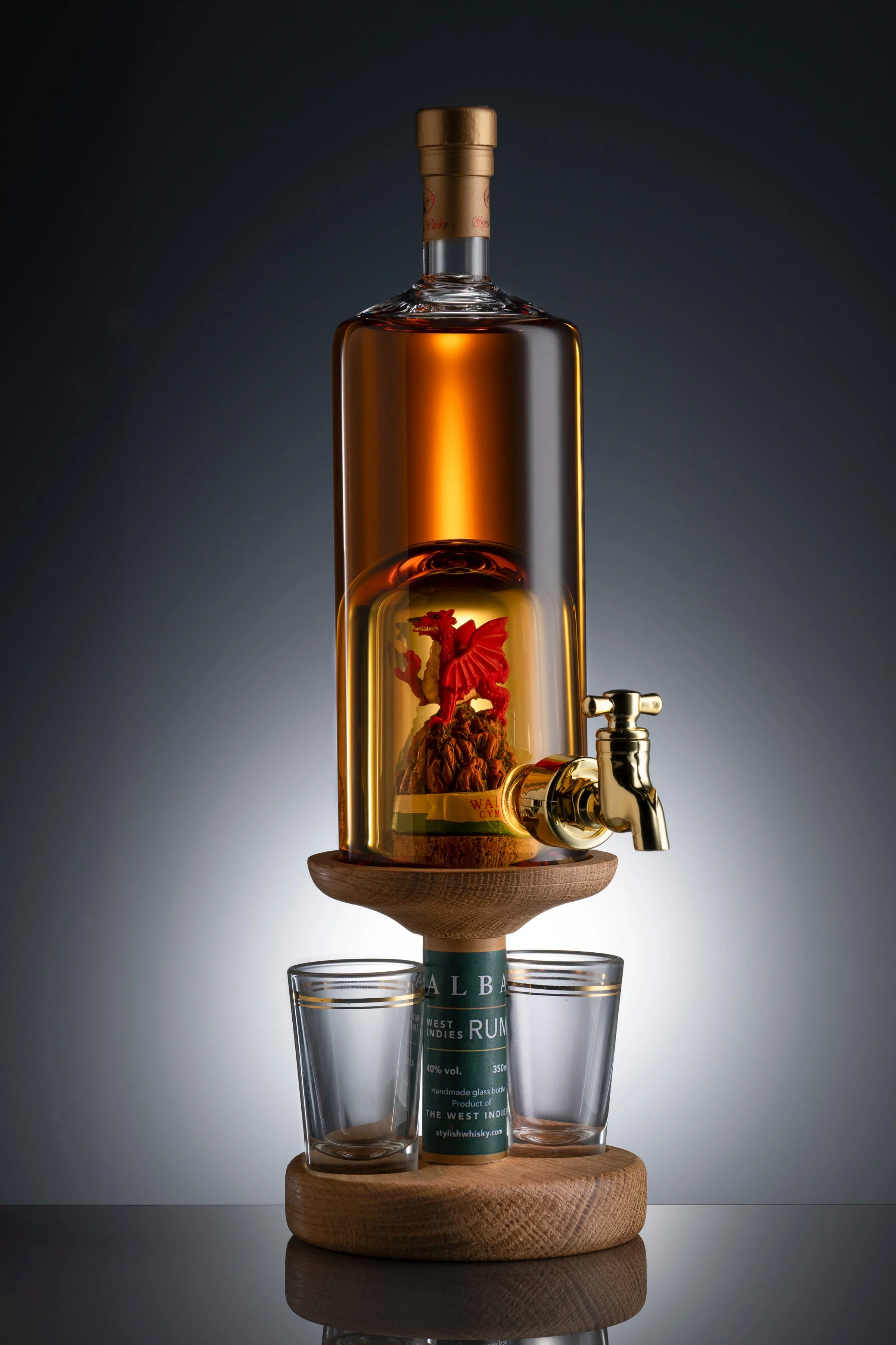 Welsh Dragon Refillable Rum Decanter & 2 Glasses 35cl